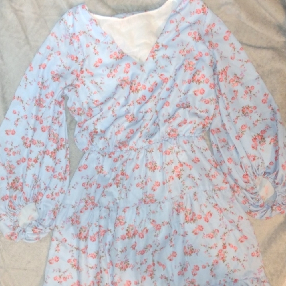 Baby blue with pink flowers dress, size sma